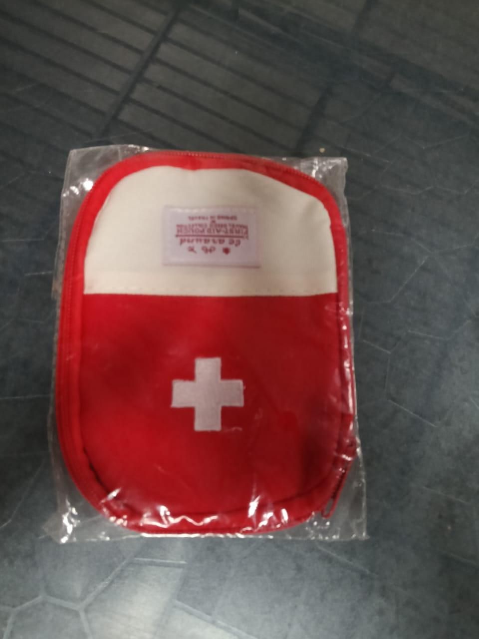Portable Travel Medicine Bag – Compact First Aid & Pill Organizer Pouch for Men & Women (1 Pc)